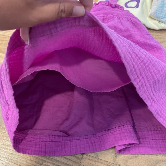 Gap Set of 4 Girls Tops - Picture 4 of 7